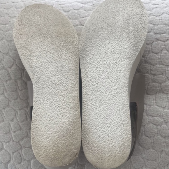 Summer Sale with Vince sandals cool comfortable platform - Picture 4 of 5